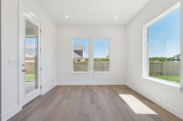 110 Comfort DR, Buda, TX 78610