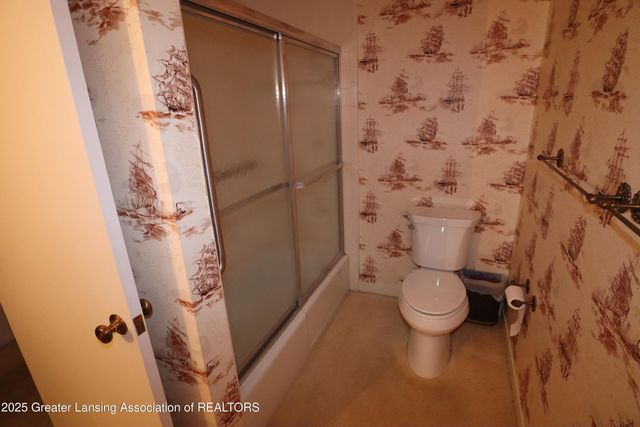 3723 Springbrook Lane, Lansing, MI 48917