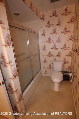 3723 Springbrook Lane, Lansing, MI 48917