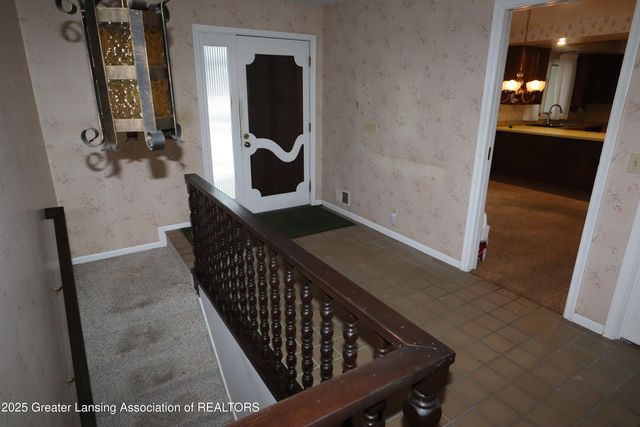 3723 Springbrook Lane, Lansing, MI 48917