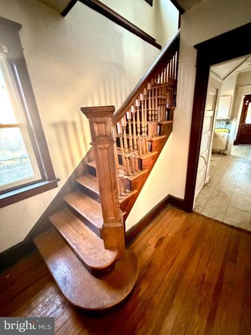 306 BERWYN AVE, Trenton, NJ 08618