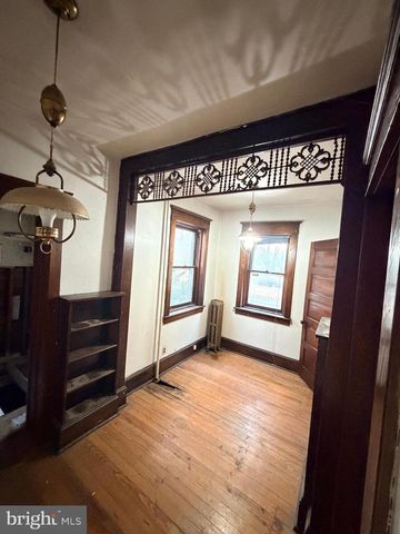 306 BERWYN AVE, Trenton, NJ 08618