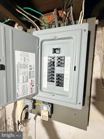 306 BERWYN AVE, Trenton, NJ 08618