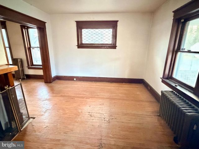 306 BERWYN AVE, Trenton, NJ 08618