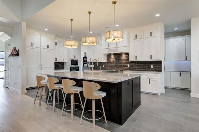 18333 Chelsea Circle, Newalla, OK 74857