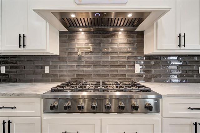 18333 Chelsea Circle, Newalla, OK 74857