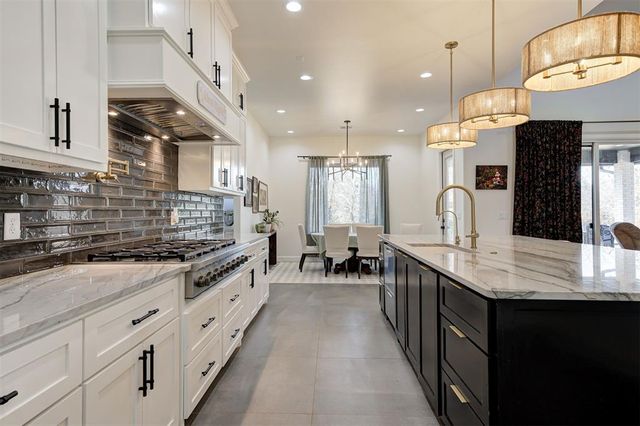 18333 Chelsea Circle, Newalla, OK 74857