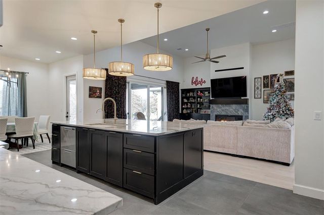 18333 Chelsea Circle, Newalla, OK 74857