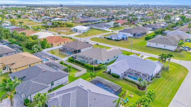 2705 SW 32ND LANE, Cape Coral, FL 33914