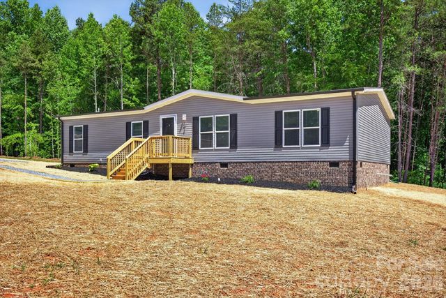 194 Harvick Lane, Lexington, NC 27294