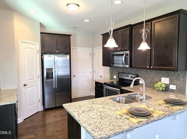 281 E Webber Lane, Clayton, NC 27527