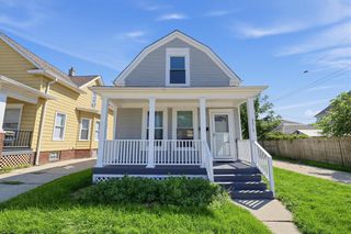 2013 Charles STREET, Racine, WI 53402