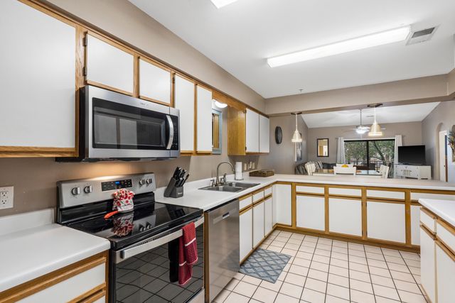 350 S Wildwood Drive S 31, Branson, MO 65616