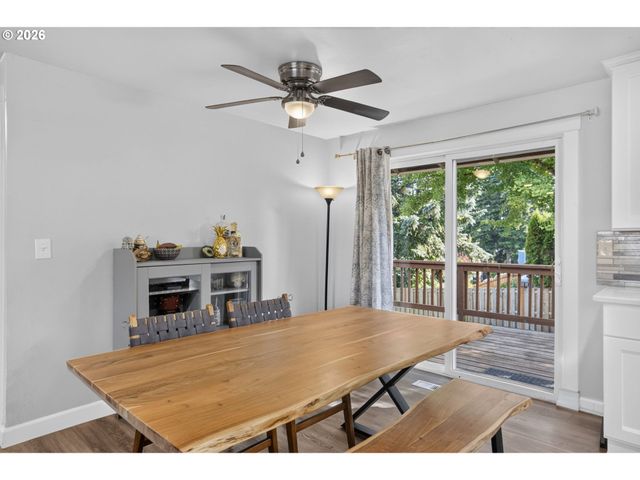 1386 Sw 4TH St, Gresham, OR 97080