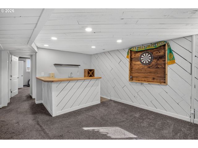 1386 Sw 4TH St, Gresham, OR 97080