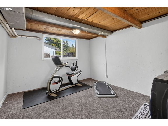 1386 Sw 4TH St, Gresham, OR 97080