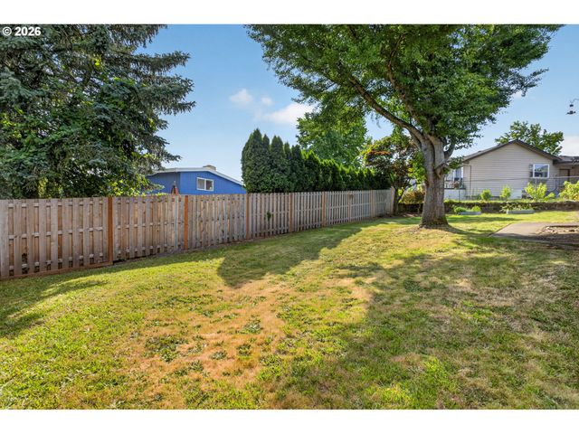 1386 Sw 4TH St, Gresham, OR 97080
