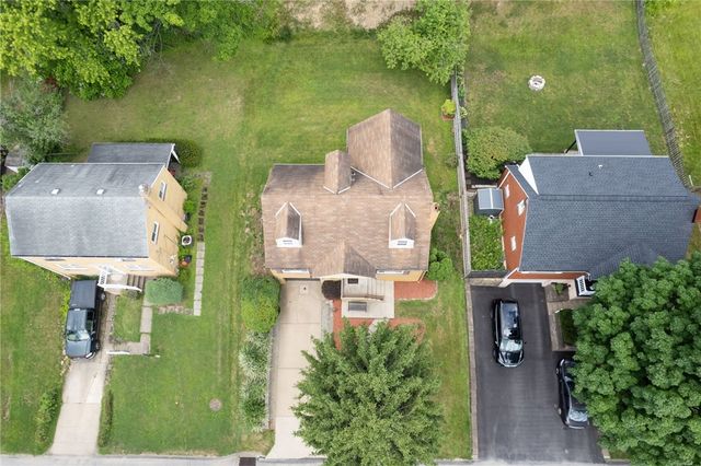 307 Rickey Dr, Monroeville, PA 15146