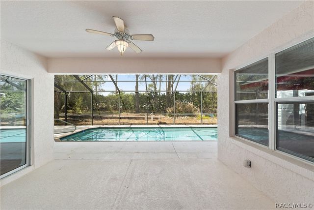 19421 SW 100th Loop, Dunnellon, FL 34432
