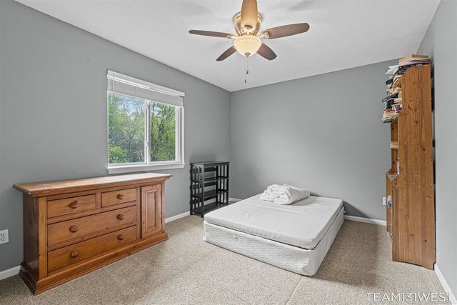 339 Sandy Court, Holland, MI 49424
