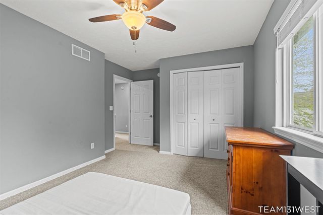 339 Sandy Court, Holland, MI 49424
