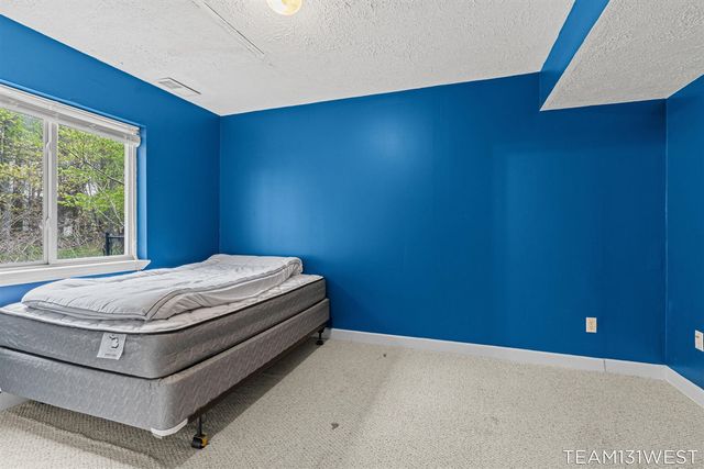 339 Sandy Court, Holland, MI 49424