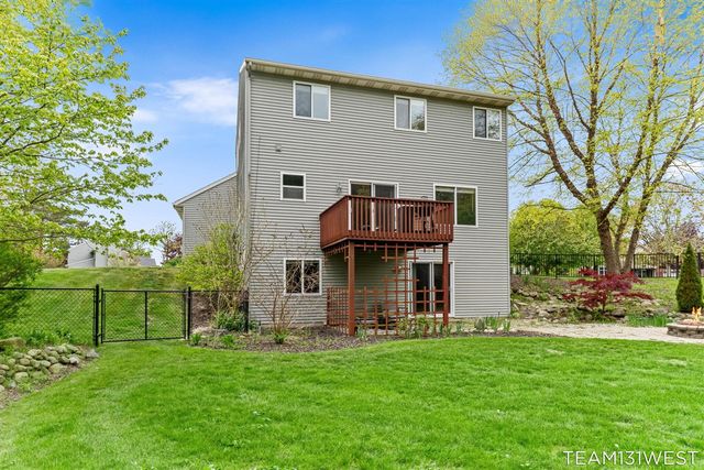 339 Sandy Court, Holland, MI 49424