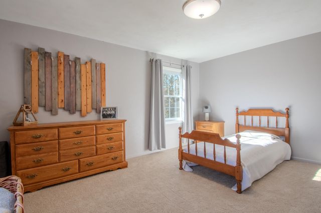 130 ANGEL LN, Holts Summit, MO 65043