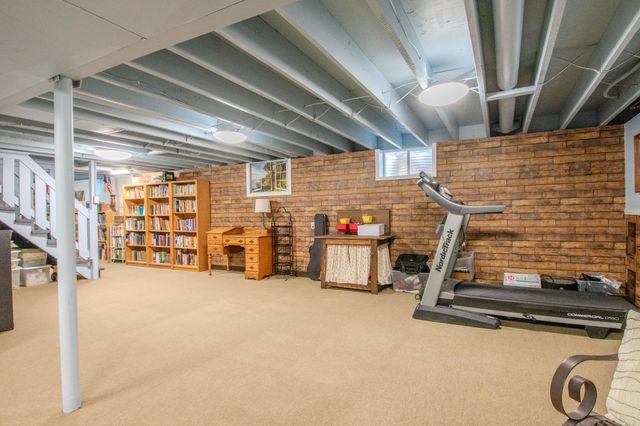 130 ANGEL LN, Holts Summit, MO 65043