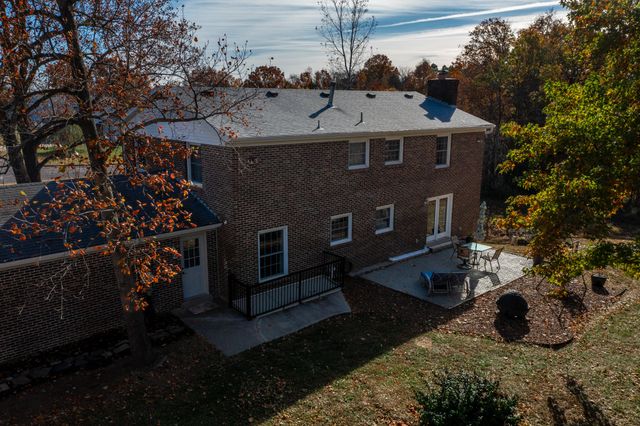 130 ANGEL LN, Holts Summit, MO 65043