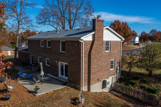 130 ANGEL LN, Holts Summit, MO 65043