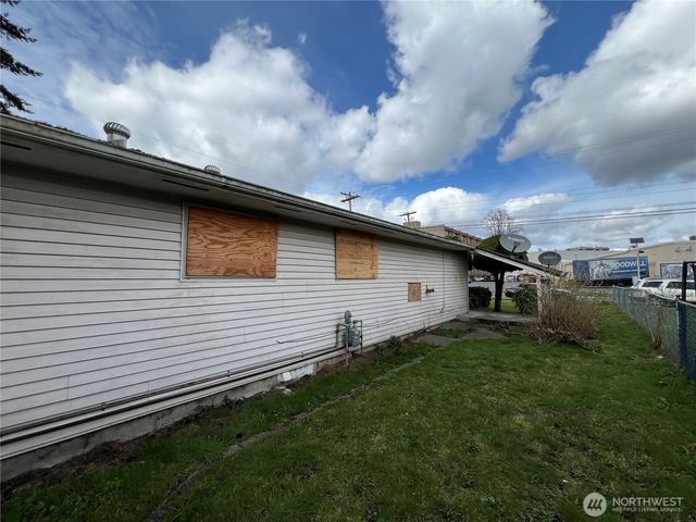 1006 17th Street SE, Auburn, WA 98002