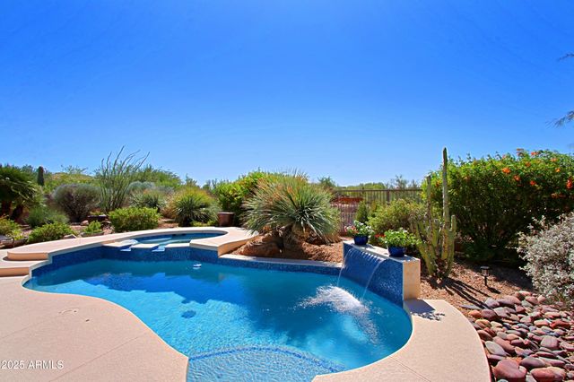 33242 N 68TH Place, Scottsdale, AZ 85266