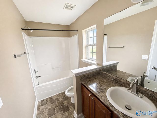 229 Shadow Court SW, Huntsville, AL 35824