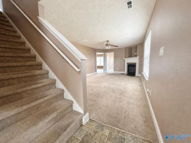 229 Shadow Court SW, Huntsville, AL 35824