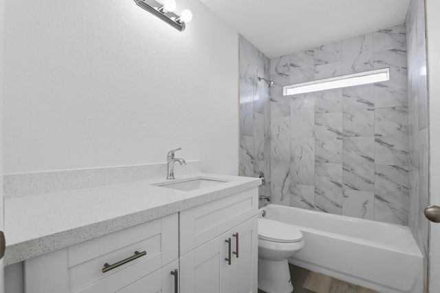 224 SW 16th Pl Place SW, Vero Beach, FL 32962