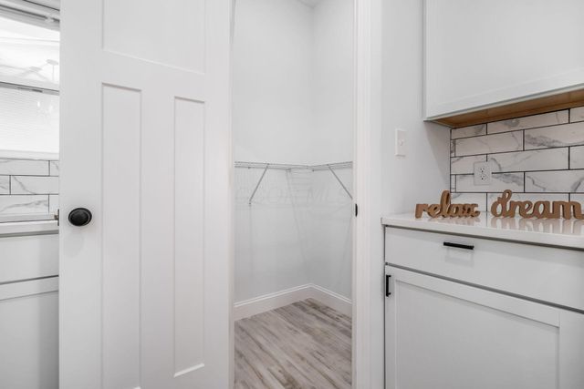 592 Rhoads Avenue, Columbus, OH 43205