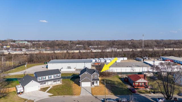 592 Rhoads Avenue, Columbus, OH 43205