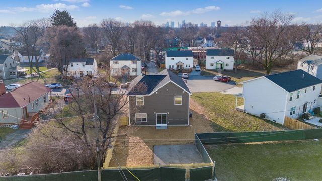 592 Rhoads Avenue, Columbus, OH 43205