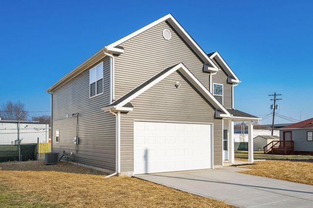 592 Rhoads Avenue, Columbus, OH 43205