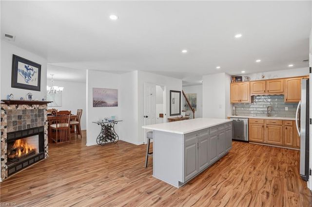 1709 Kitimal DR, Virginia Beach, VA 23454