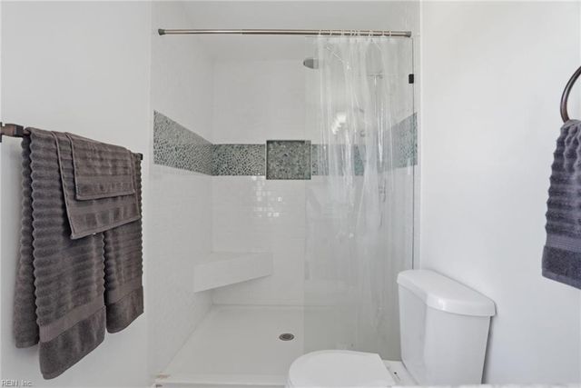 1709 Kitimal DR, Virginia Beach, VA 23454