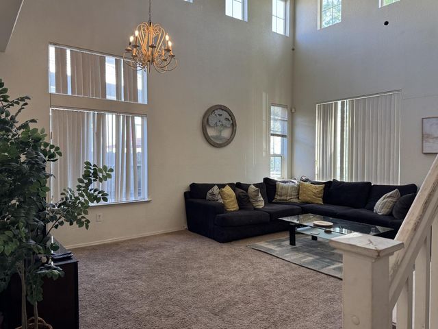 8859 Shasta Lily Dr, Elk Grove, CA 95624