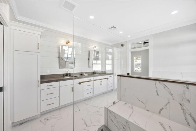 48 Country Club Lane, Mashpee, MA 02649