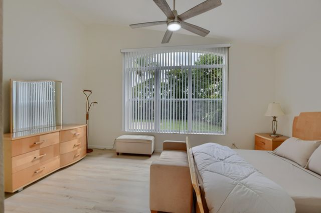 1225 E Magnolia Circle, Delray Beach, FL 33445