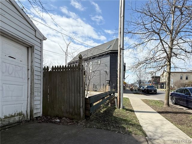 507 W Utica Street, Buffalo, NY 14213