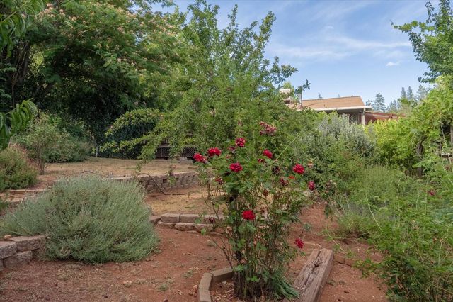 233 Sweetwater, Murphys, CA 95247