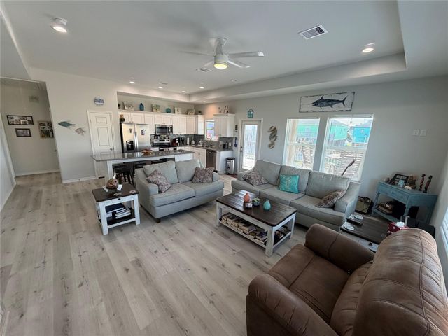 2291 Lobster, Crystal Beach, TX 77650
