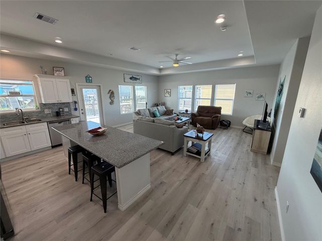 2291 Lobster, Crystal Beach, TX 77650