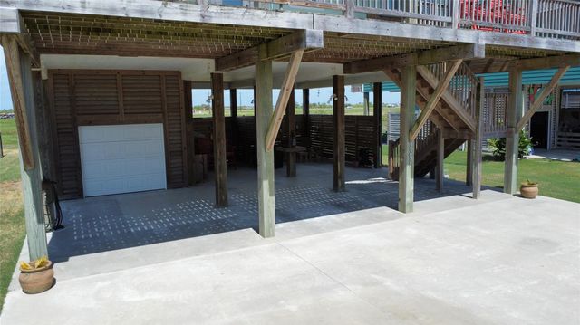 2291 Lobster, Crystal Beach, TX 77650